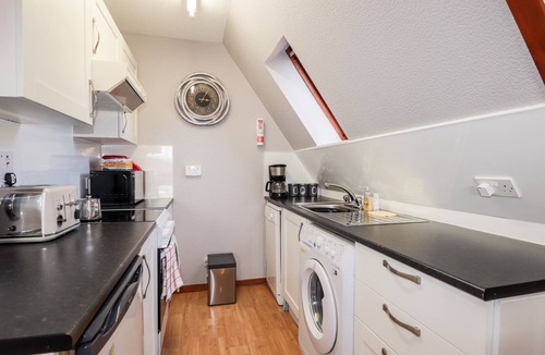 Heights of Achterneed Cottage | Larchfield Chalet 2