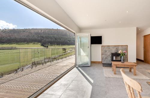 Kington House | Larchwood Lodge