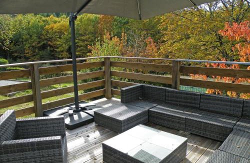 Auphelle House | Larcs