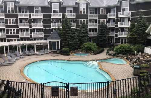 Edray Condo | Large 1 Bedroom with Den. Second floor overlooking pool.