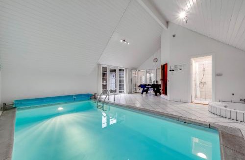 Lodbjerg Hede House | Large 14-Person Pool House - 1004