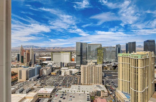 Las Vegas Apartment | Large 1BR at MGM With Strip View