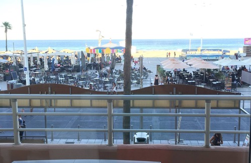 Mediterranee Apartment | Large 2 bedroom standing air conditioned seafront LINEN SUPPLIED/BED DONE