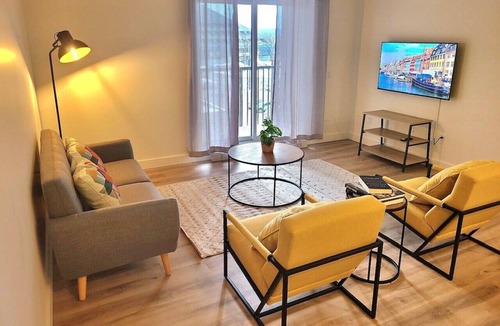 Cite-Universitaire Apartment | Large 2-bedroom apartment