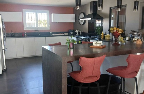 Montbazin Villa | Large 200 m² family villa, ideal for families and groups of friends