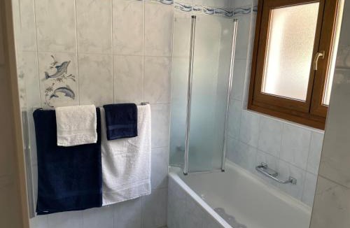 Chateau-d'Oex Apartment | Large 3 bed apartment with mountain views, pool and gym
