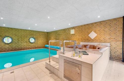 Bording House | Large 30-Person Holiday Home With Pool And Spacious Activity Room - 5000