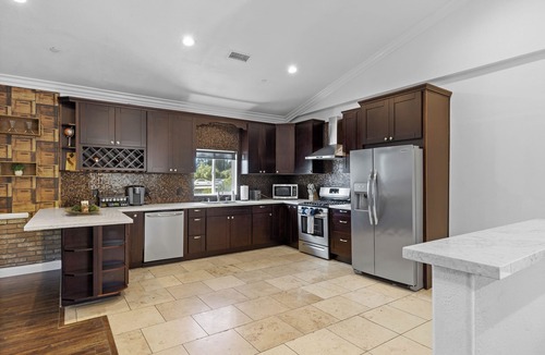Mount Helix House | Large 3BR Oasis with Pool and Games!