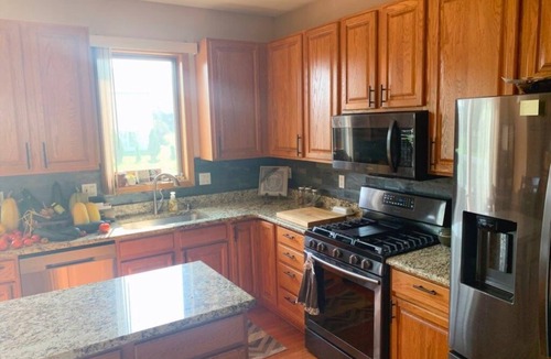 Ames House | Large 4 bedroom in West Ames