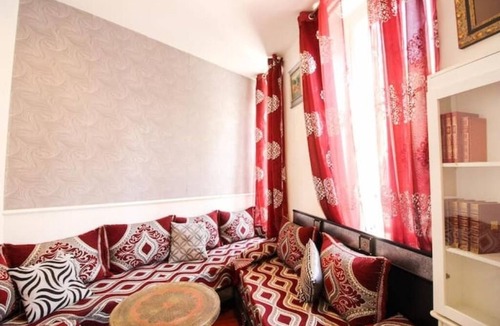 Prefecture Apartment | Large 4-room apartment