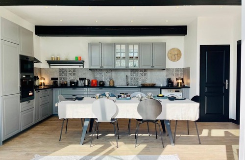 Trouville-sur-Mer House | LARGE 460 M2 COUNTRY HOUSE WITH GARDEN AND SEA VIEW