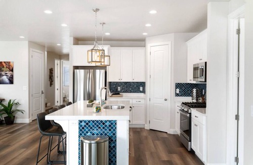 Sienna Hills House | Large 5 Bed 5 Bath Home w/Private Hot Tub