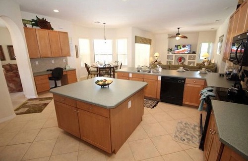 Legacy Park Villa | Large 5 bed pool home with excellent privacy