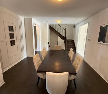 Adjala-Tosorontio House | Large 5 bedroom house