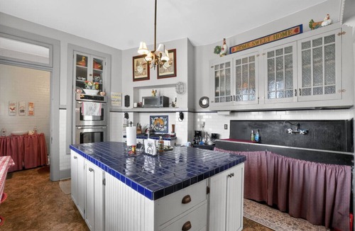 Council Bluffs House | Large 5 bedroom | Downtown