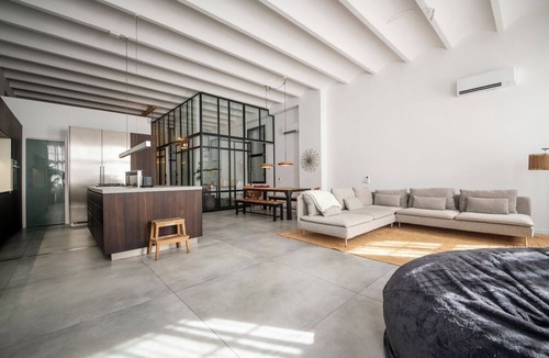 El Parc i la Llacuna del Poblenou Apartment | Large 5 Bedrooms Apartment in Poblenou - You Stylish