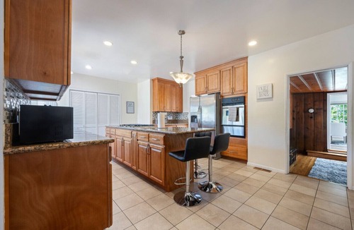 Pico - Robertson House | Large 5 BR- Beverly Hills Adj