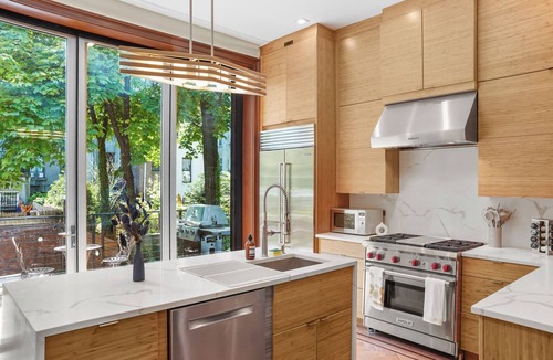 Hamilton Heights Apartment | Large 5br 3.5ba, Chef's Kitchen, Backyard