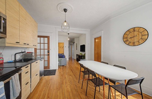 Sainte-Marie Apartment | Large 5BR Home Ideal for Student Groups