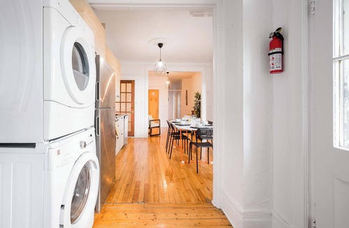 Sainte-Marie Apartment | Large 5BR Home Ideal for Student Groups