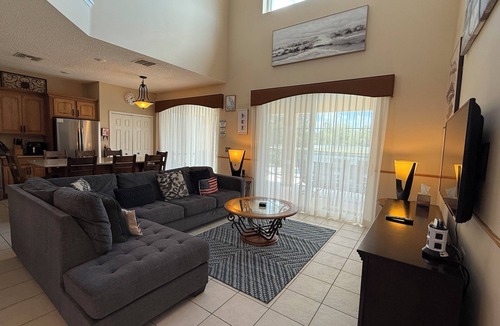 Seasons Villa | Large 6 bed, top level comfort, pool, close to the parks & superb lake view!