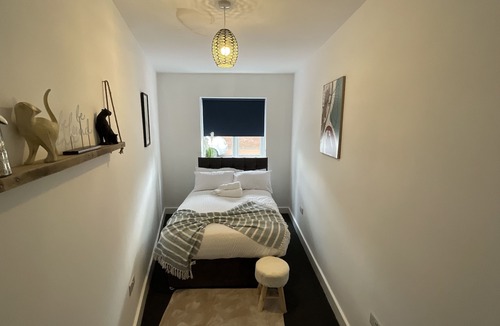 Seisdon House | Large 6 bedroom house in Smethwick