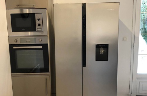 Joigny House | Large 7-bed apartment in recent bungalow