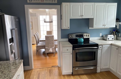 Falmouth Heights House | Large 7-Bedroom Waterfront Property in Falmouth Heights