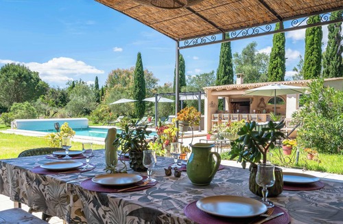 Arles Villa | Large air-conditioned villa in Arles