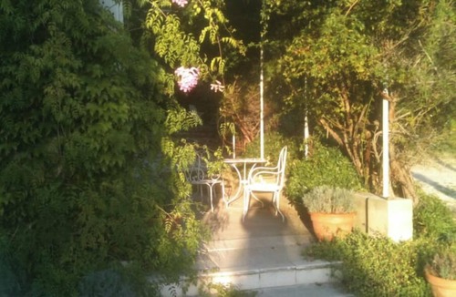 Les Hauts de Villeneuve House | Large and beautiful air-conditioned family home Avignon short stay possible