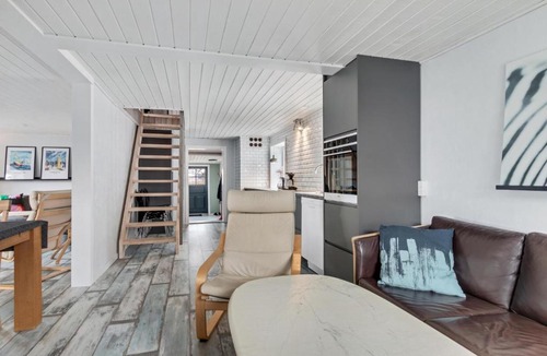 Lokken House | Large And Newly Renovated Holiday Home In Cozy Ingstrup