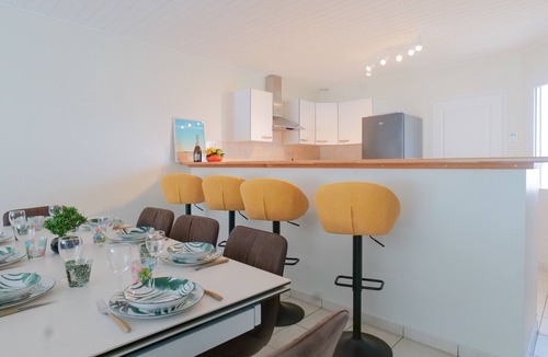 Chateau-d'Olonne Ski Chalet | Large and pretty renovated house Les Sables - 8 pers