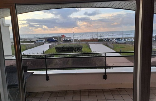 Le Touquet-Paris-Plage Apartment | Large apartment with sea view