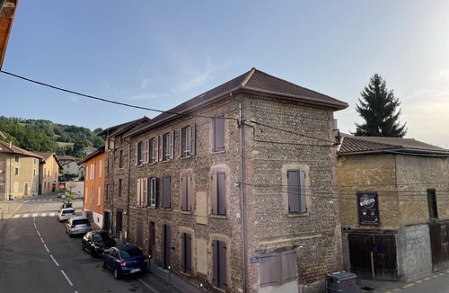 La Cote-Saint-Andre Apartment | Large apartment in the heart of La Côte Saint André