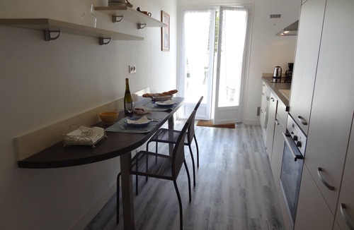 Pornichet Apartment | Large apartment Facing the sea in front of the beach, Centre, magnificent view, private parking
