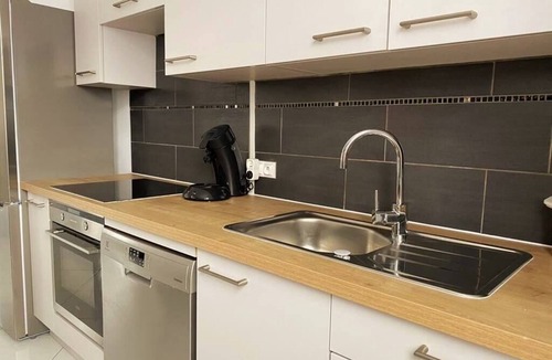 Elbeuf Apartment | Large apartment in central Elbeuf