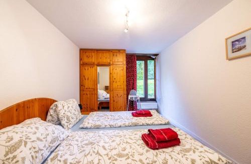 Nuegg House | Large Apartment In The Vacation Center Whirlpool
