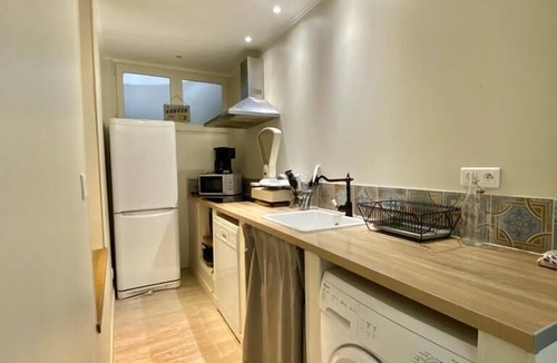 Carcassonne Apartment | Large apartment of character with private courtyard.