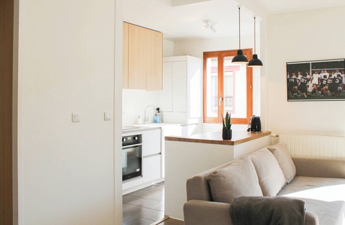 Saint-Denis Apartment | Large apartment with balcony - Stade de France