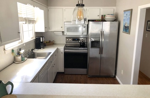 Avalon House | Large Avalon Home, One Block to Beach