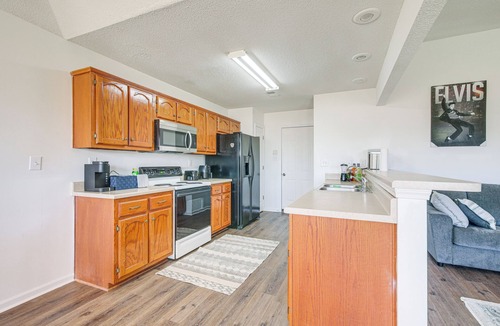 Southaven House | Large Backyard: Peaceful Home in Southaven!