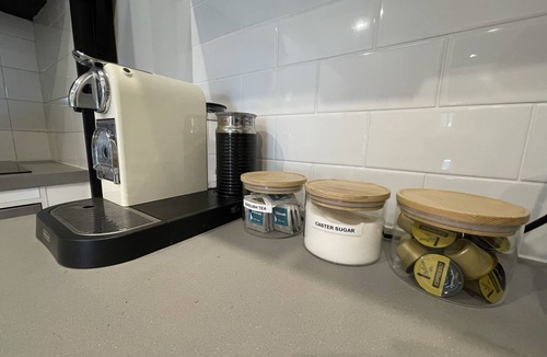 Edwardstown House | Large backyard with outdoor seating and BBQ!