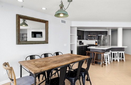 Imperial Beach Apartment | Large Beachfront 3 Bedroom Condo