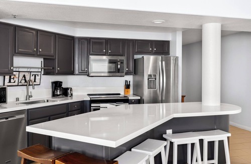 Imperial Beach Apartment | Large Beachfront 3 Bedroom Condo
