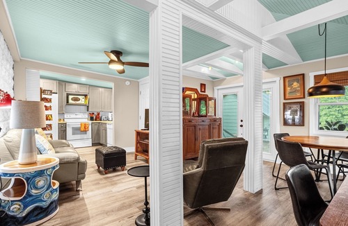 Belle Air House | Large, beautiful, very comfortable one bedroom on small lake