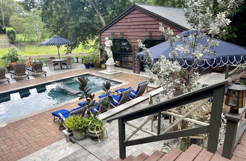 Belle Air House | Large, beautiful, very comfortable one bedroom on small lake