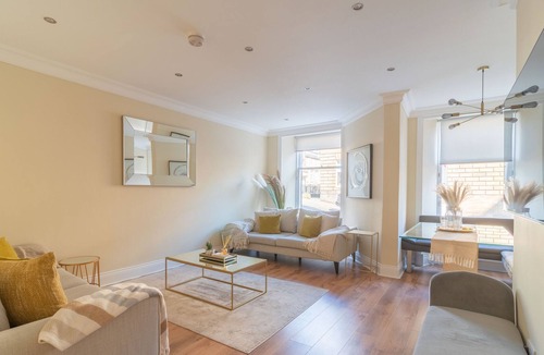 City Centre Glasgow Apartment | Large Blythswood Residence
