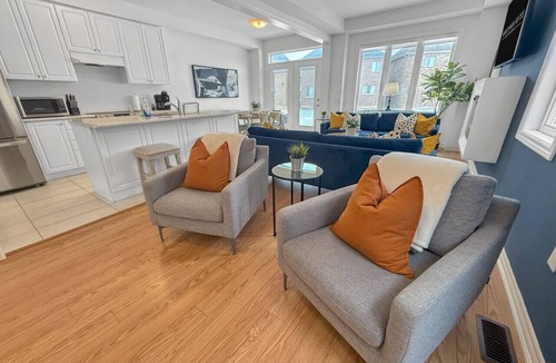 Watertown House | Large & brand new, centrally located | GN