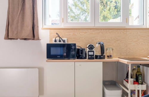 Tours Apartment | Large, bright, quiet studio with private parking in front of entrance - easy access