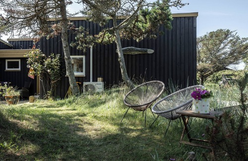 Lonstrup Cottage | Large bright summerhouse in a tranquil area with sea view and close to the ocean